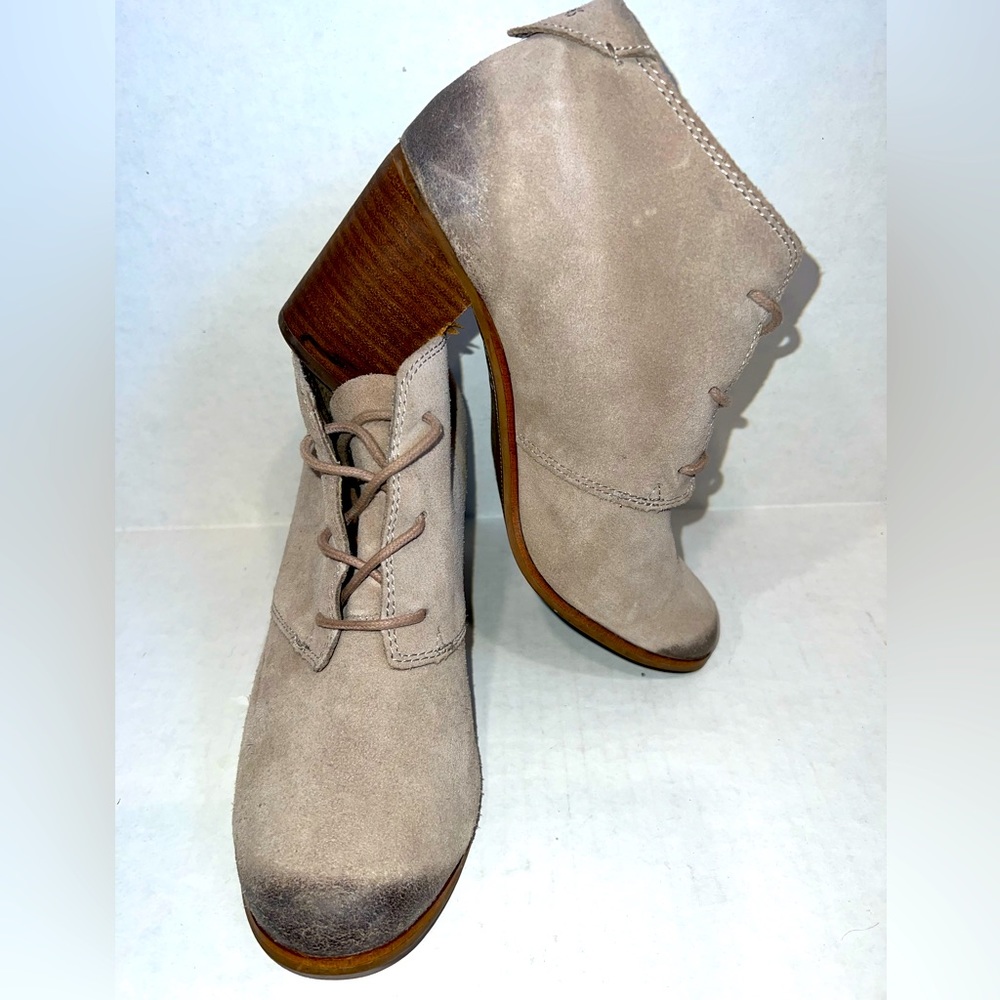 TOMS Lunata Suede Leather Lace Up Bootie! 👢